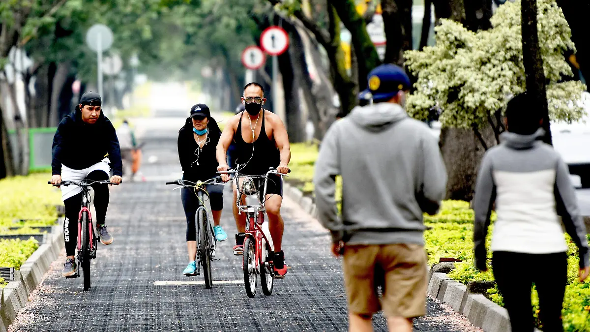 GENTE EN LAS CALLES-CUBREBOCAS-NUEVA NORMALIDAD-daniel galeana (4)